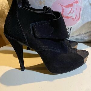 Pedro Garcia “Charlie” Suede Peep-Toe Platform Booties | Black | Size 38.5 / 8.5